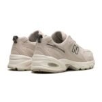New Balance 530 Ivory - Image 2