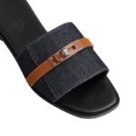 Hermes Giulia Sandal Bleu Brut / Naturel - Image 3