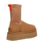 UGG Cassic Dipper Boot – Chestnut - Image 2