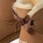 UGG Mini Bailey Bow II – Chestnut - Image 3