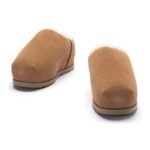 UGG Pumped Slide – Chestnut - Image 4