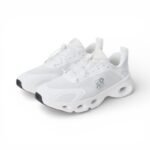 On Running Cloudsolo Loewe White - Image 4
